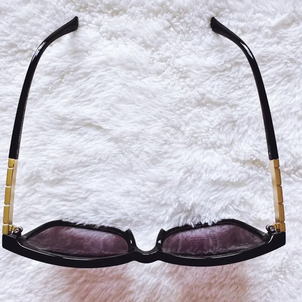 Joanne Black Square Sunglasses